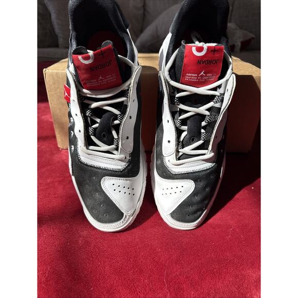 Jordan Delta 2 Chicago Bulls Black White Red Low Top Lace Up Athletic Sneakers main image 10